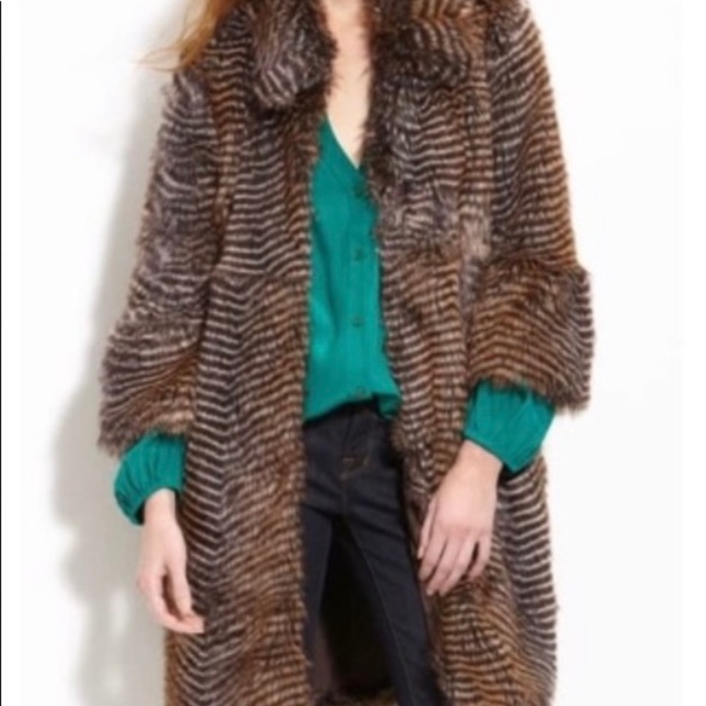Willow & Clay Lux Faux Long Coat (Size S)🌹